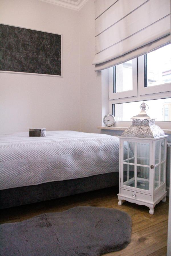 Apartament W Centrum-Garaz Kielce Kültér fotó