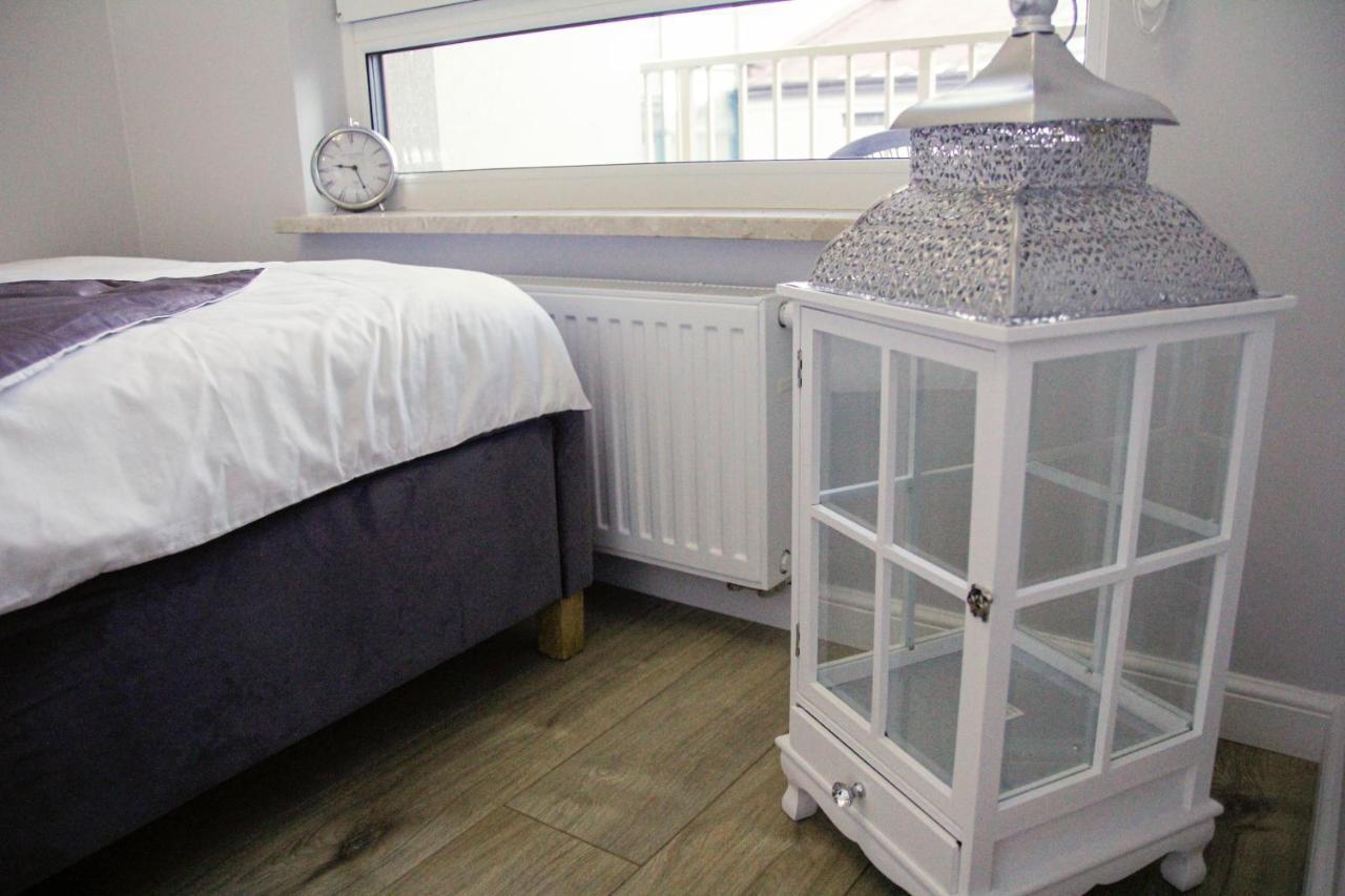 Apartament W Centrum-Garaz Kielce Kültér fotó