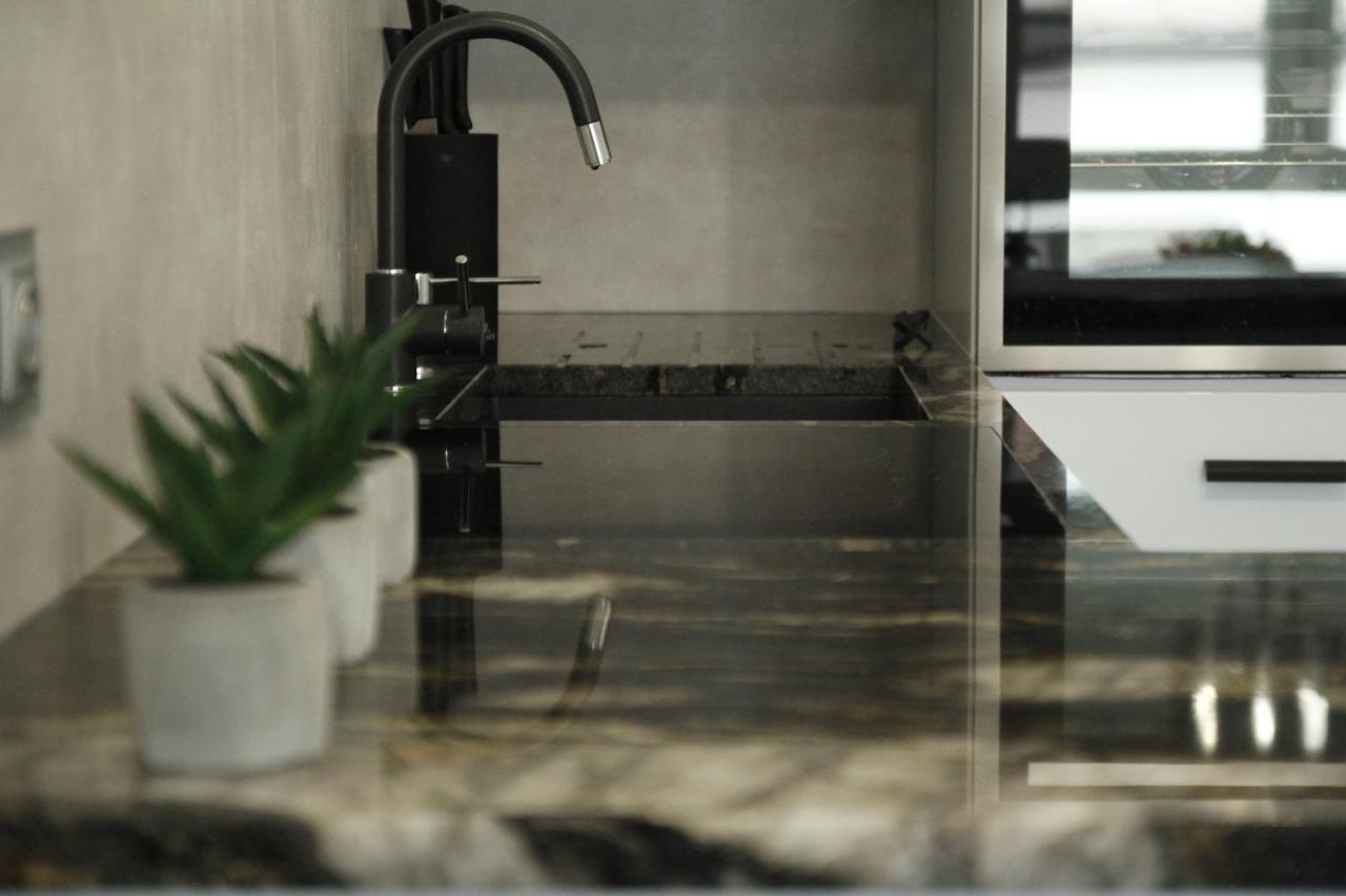 Apartament W Centrum-Garaz Kielce Kültér fotó